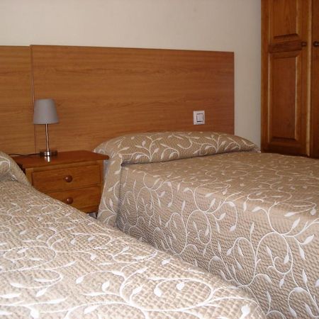 Pio V Hotel Виго Екстериор снимка