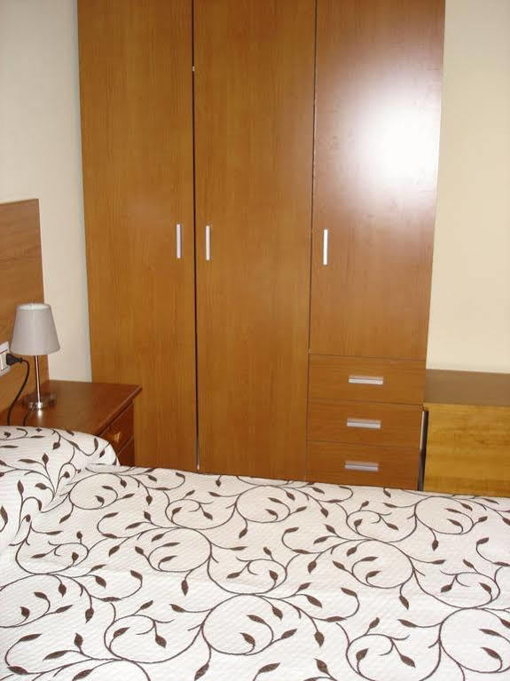 Pio V Hotel Виго Екстериор снимка